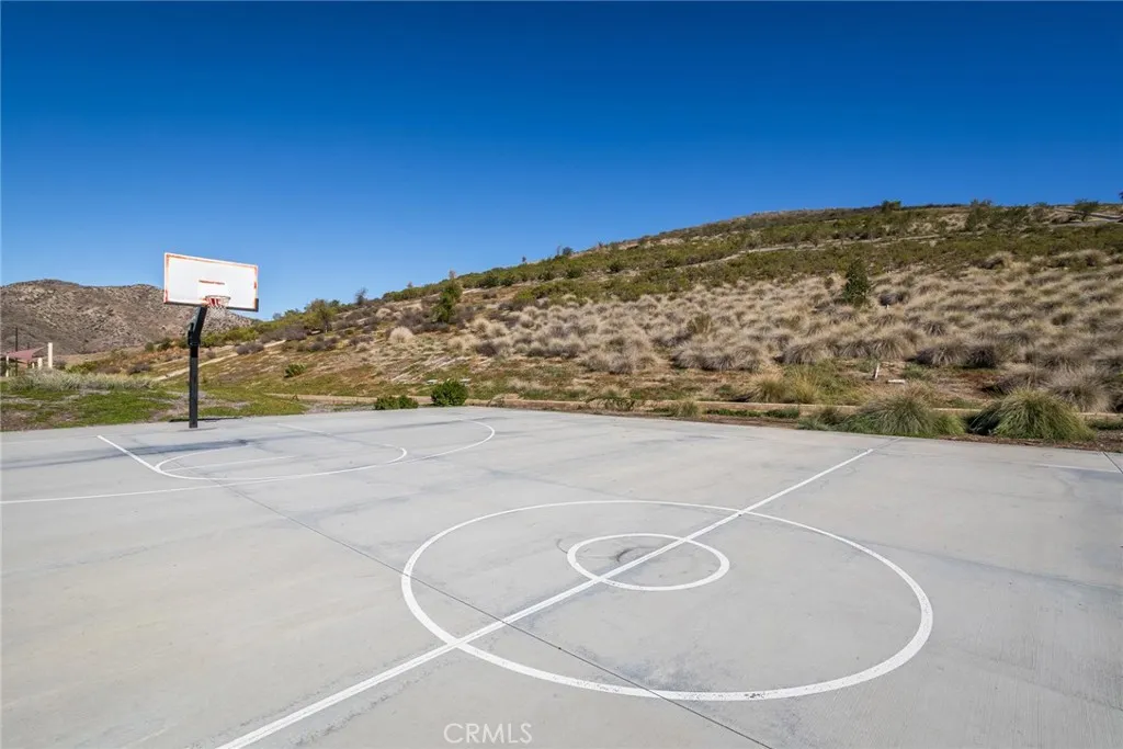 19336 Opal Lane, Saugus, California 91350 home-pic-56