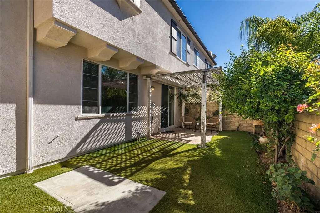 19336 Opal Lane, Saugus, California 91350 home-pic-40