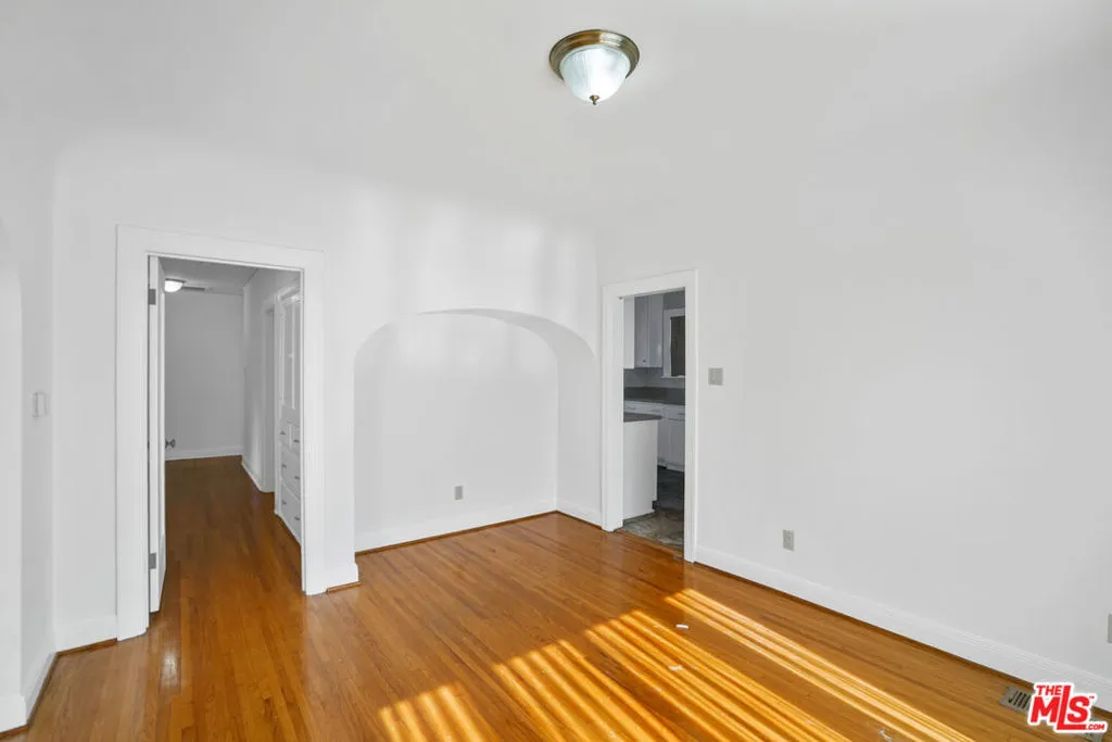 5133 Brynhurst Avenue, View Park, California 90043 home-pic-19