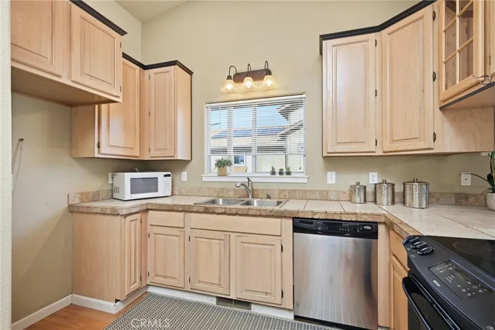 18206 N Shore, Hidden Valley Lake, California 95467