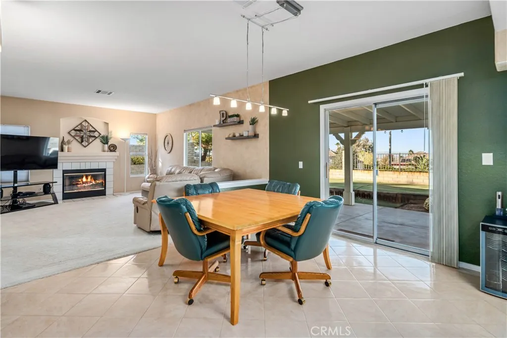 7273 Ojai Drive, Palmdale, California 93551 home-pic-17