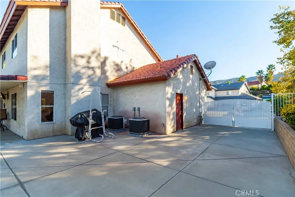 7273 Ojai Drive, Palmdale, California 93551 home-pic-43