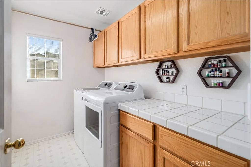 7273 Ojai Drive, Palmdale, California 93551 home-pic-27