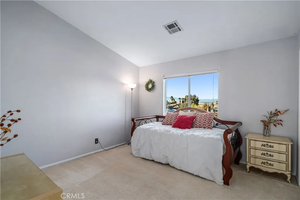 7273 Ojai Drive, Palmdale, California 93551 home-pic-37