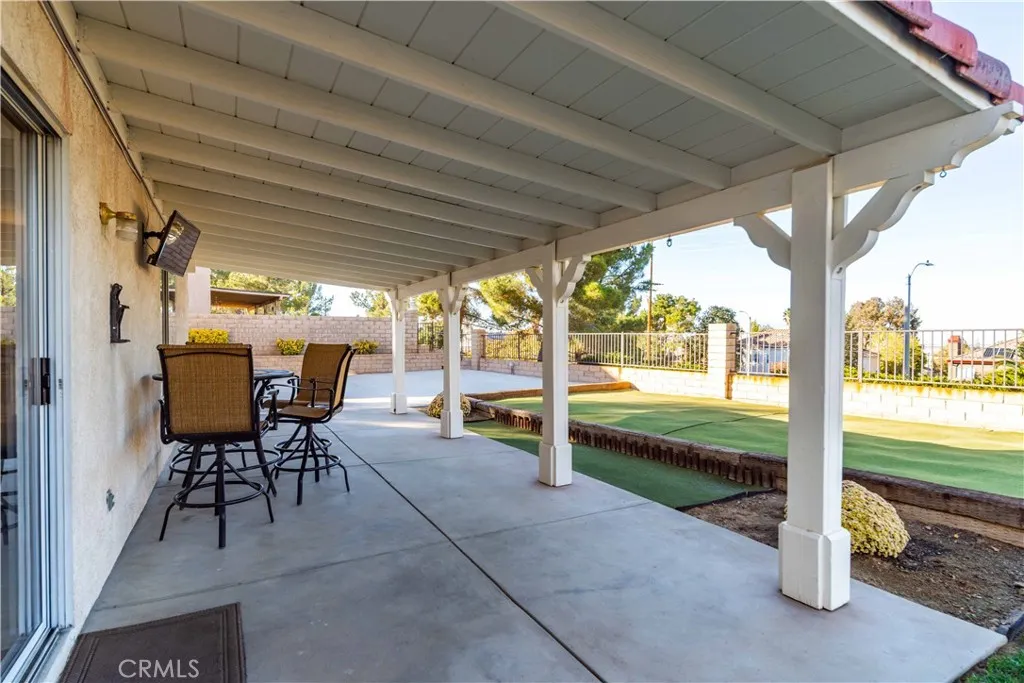 7273 Ojai Drive, Palmdale, California 93551 home-pic-41