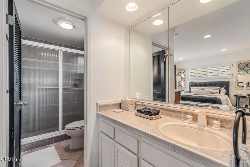 109 La Granada Street, Oxnard, California 93035 home-pic-16