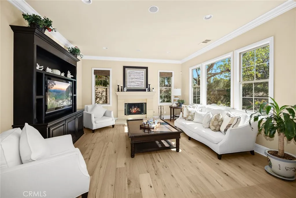 19668 Three Oaks Ln, Walnut, California 91789 home-pic-16