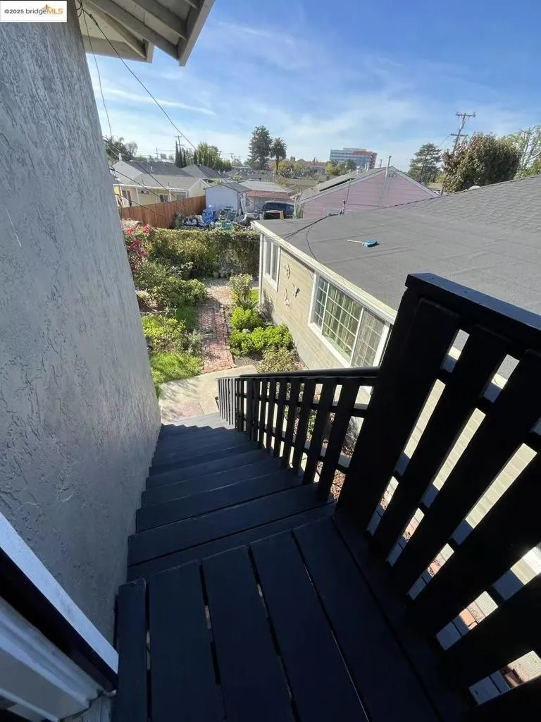 262 Fitzpatrick Rd, Oakland, California 94603 home-pic-36