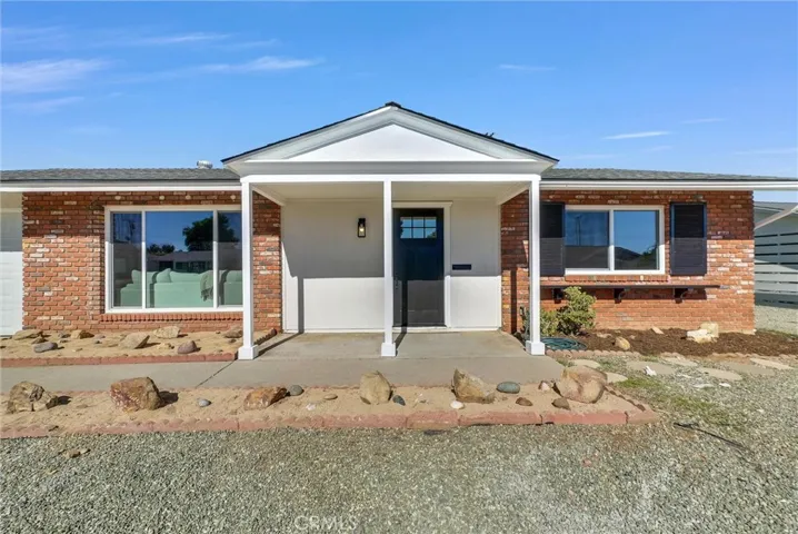 25800 Coombe Hill, Menifee, California 92586