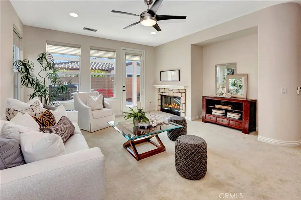 10 Rutherford, Irvine, California 92602 home-pic-13