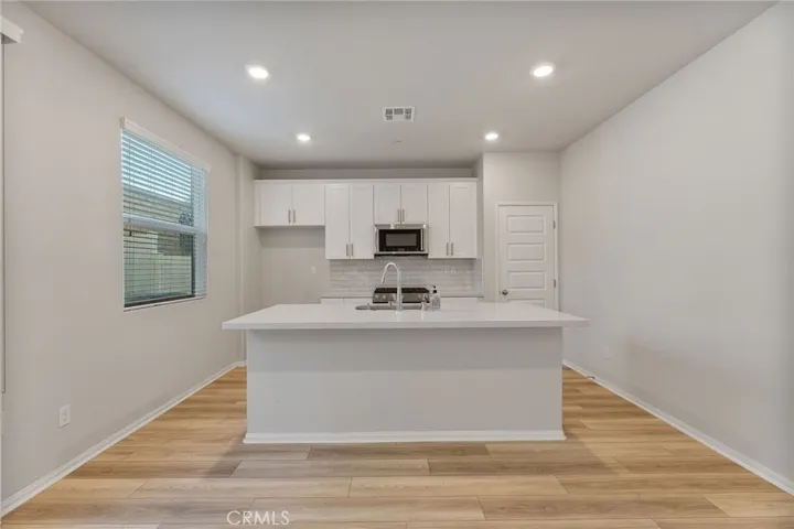 649 E Madeleine Privado, Ontario, California 91761