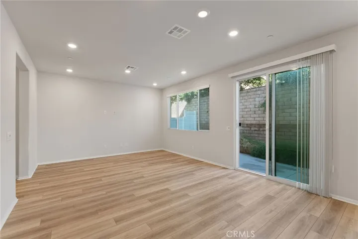 649 E Madeleine Privado, Ontario, California 91761