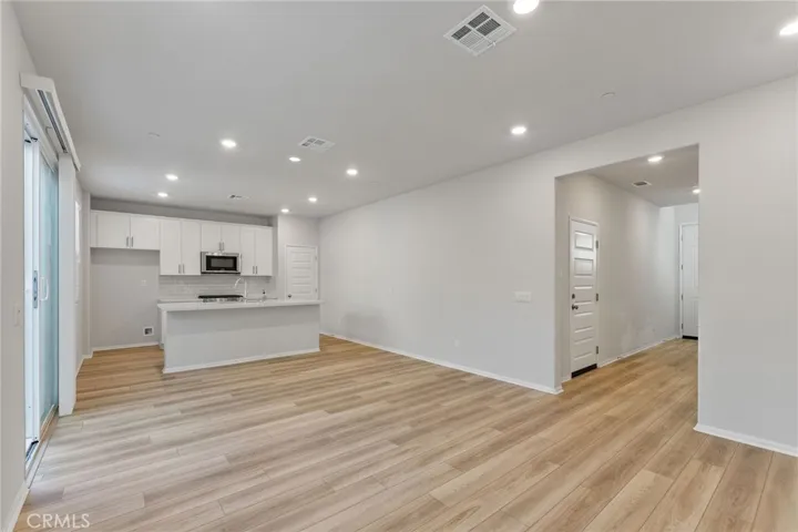 649 E Madeleine Privado, Ontario, California 91761