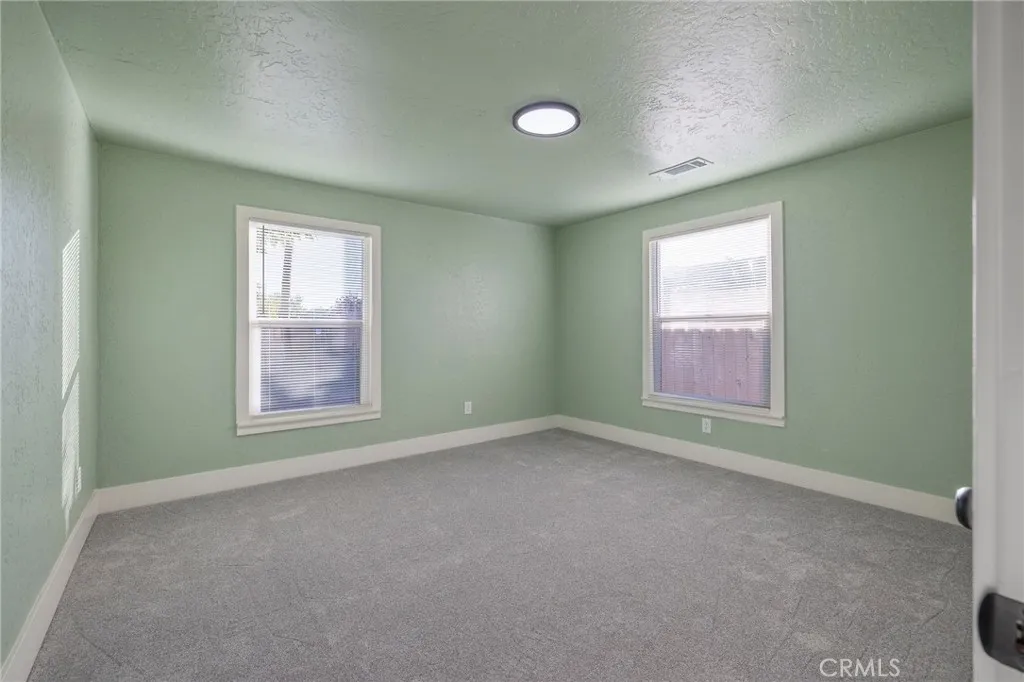 4722 E Florence Avenue, Fresno, California 93725 home-pic-28