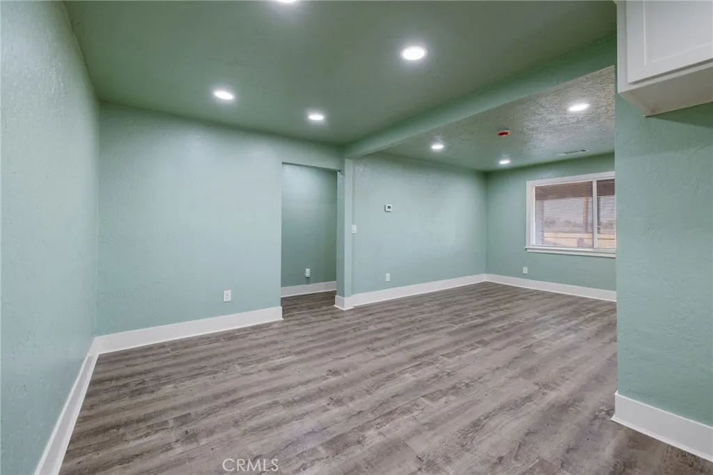 4722 E Florence Avenue, Fresno, California 93725 home-pic-15