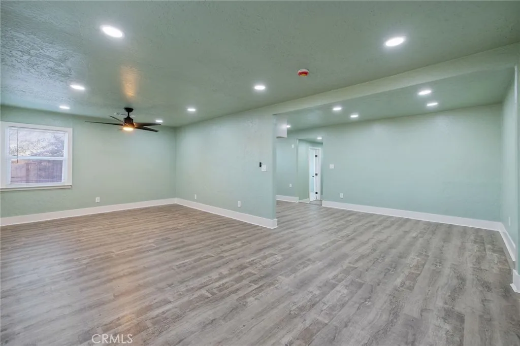 4722 E Florence Avenue, Fresno, California 93725 home-pic-9