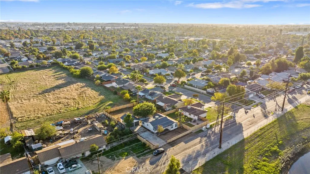 4722 E Florence Avenue, Fresno, California 93725 home-pic-49