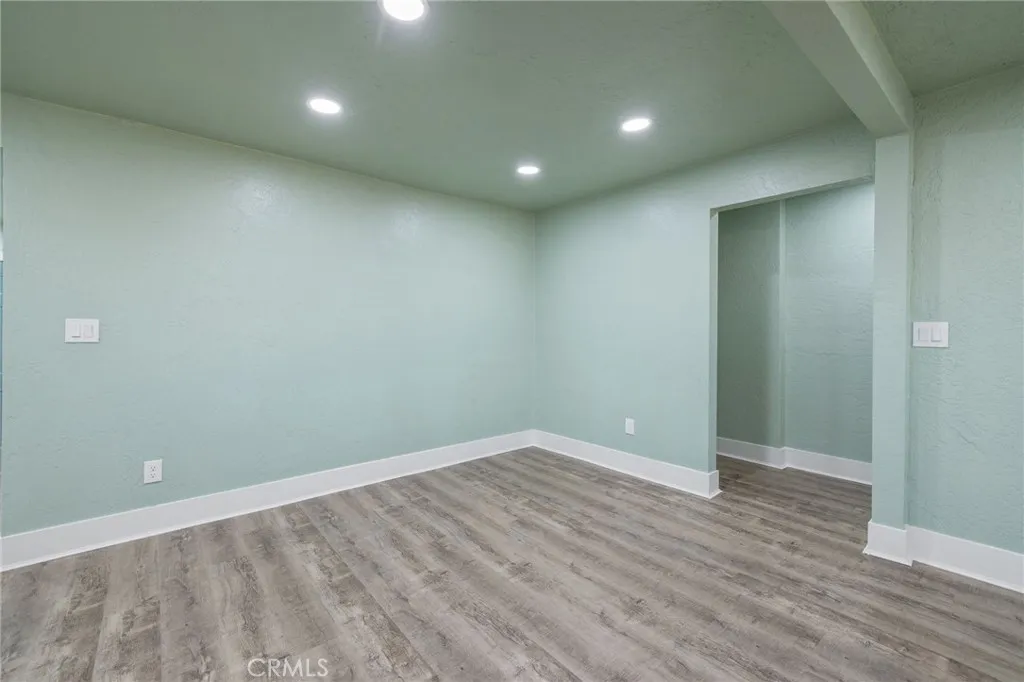 4722 E Florence Avenue, Fresno, California 93725 home-pic-12