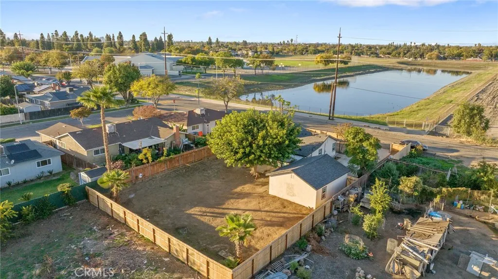4722 E Florence Avenue, Fresno, California 93725 home-pic-46