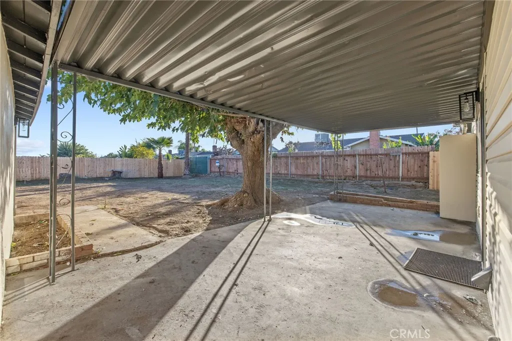4722 E Florence Avenue, Fresno, California 93725 home-pic-36