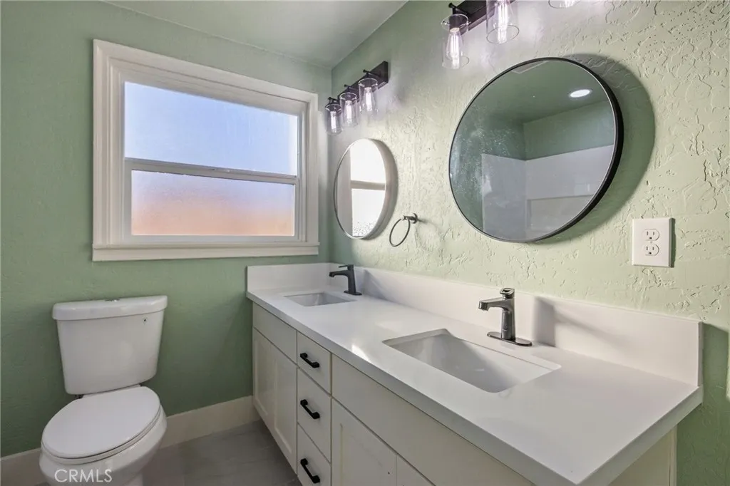 4722 E Florence Avenue, Fresno, California 93725 home-pic-34