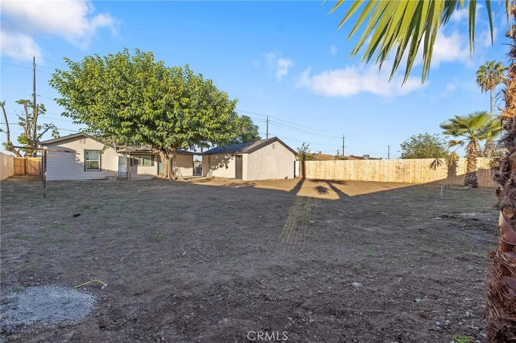 4722 E Florence Avenue, Fresno, California 93725 home-pic-41