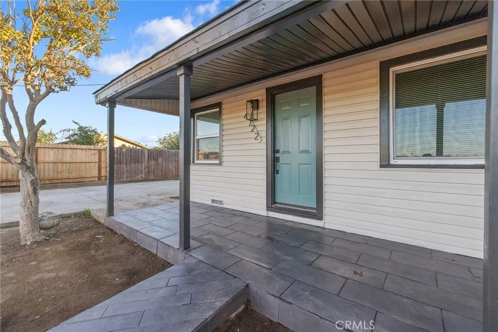 4722 E Florence Avenue, Fresno, California 93725 home-pic-4