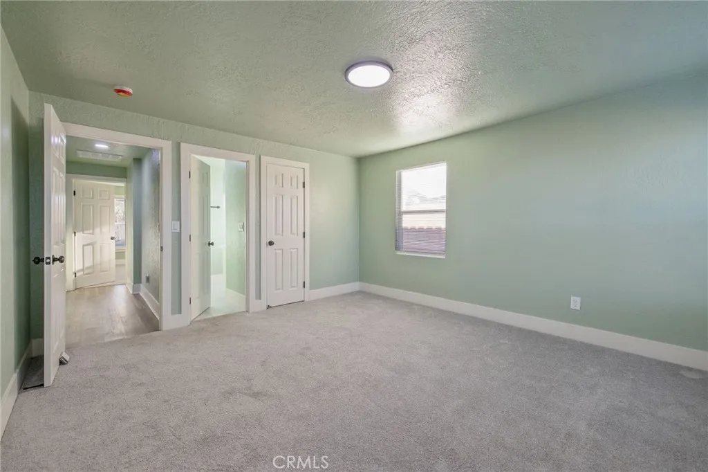 4722 E Florence Avenue, Fresno, California 93725 home-pic-32