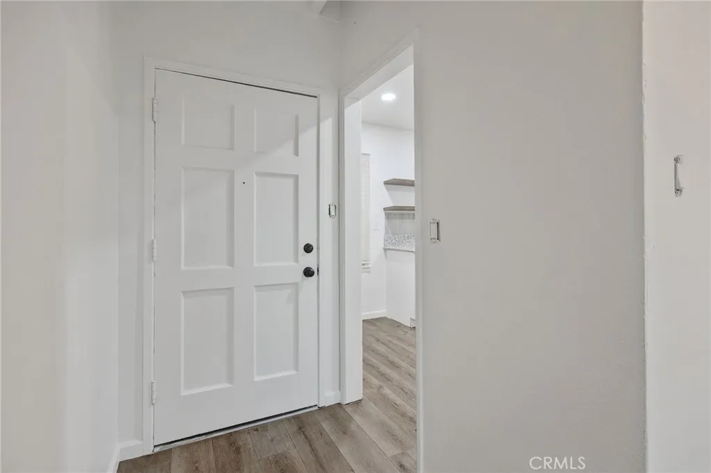 1138 W Lansing Way, Fresno, California 93705 home-pic-5