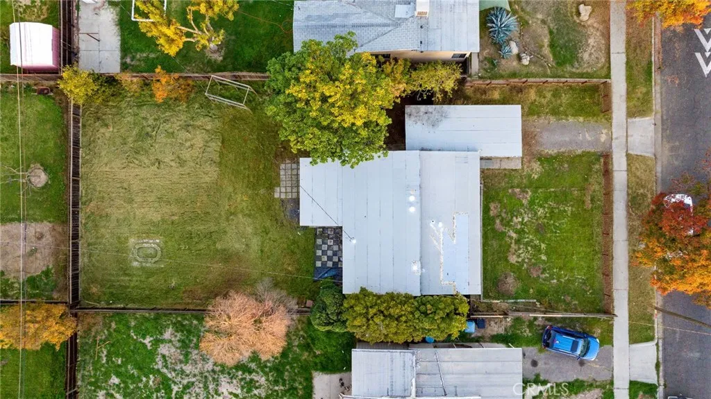 1138 W Lansing Way, Fresno, California 93705 home-pic-27