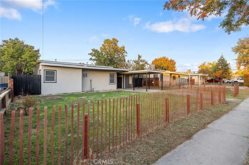 1138 W Lansing Way, Fresno, California 93705 home-pic-2