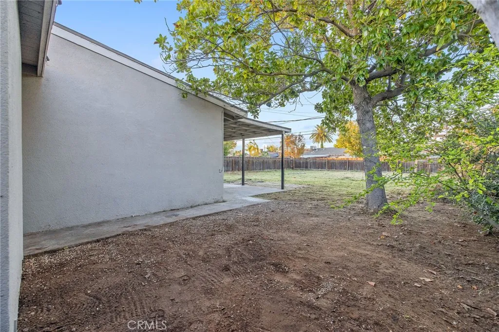 1138 W Lansing Way, Fresno, California 93705 home-pic-21