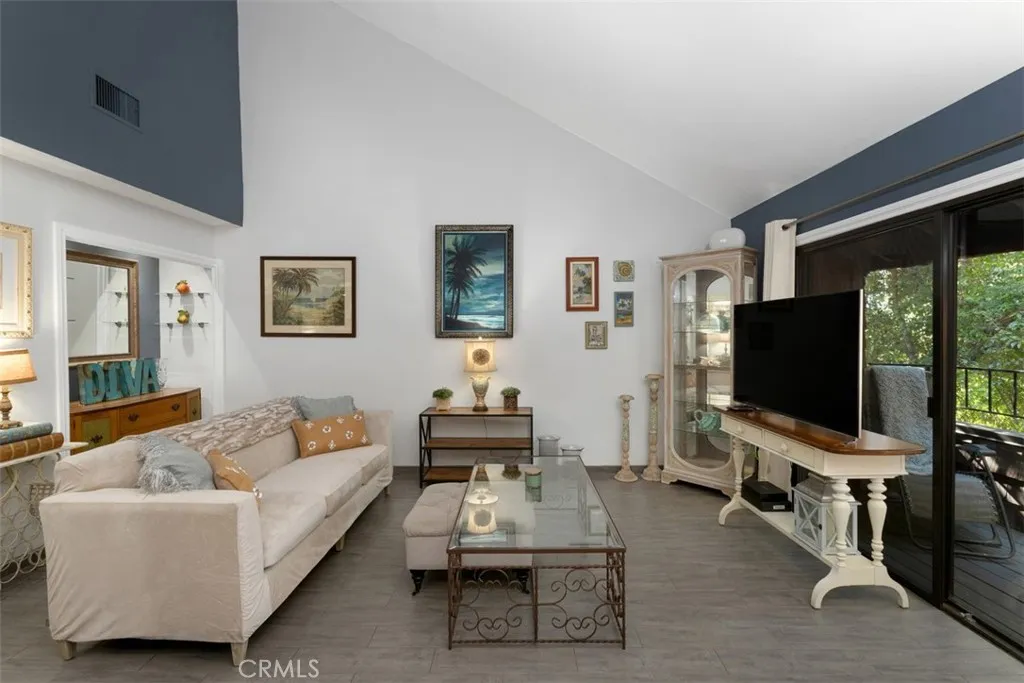 2713 Quail Ridge Circle 25, Fullerton, California 92835 home-pic-3