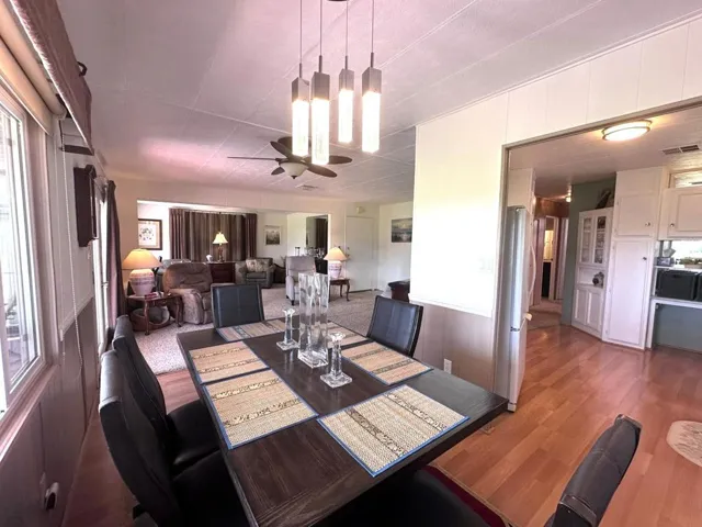 Dining.kitchen