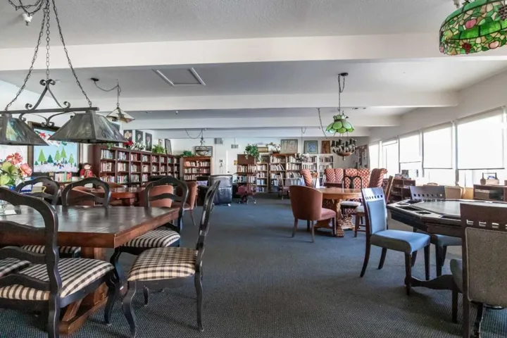 Card, puzzle, library