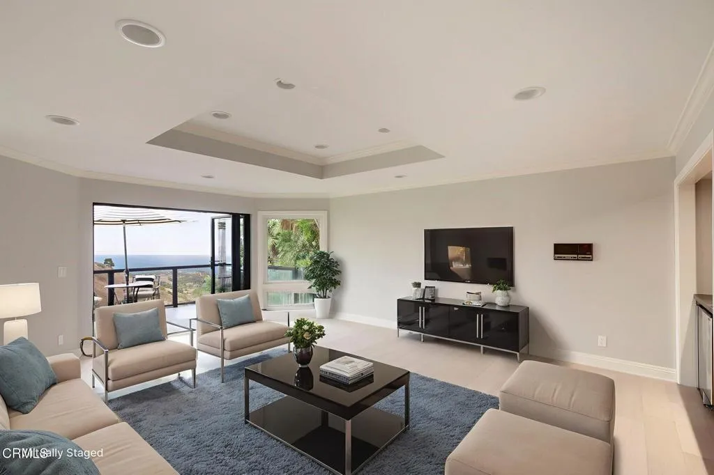 8 Burrell Lane, Rancho Palos Verdes, California 90275 home-pic-18