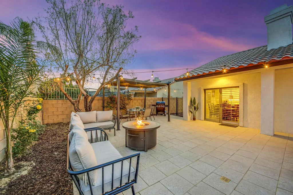 48580 Gibraltar Street, Indio, California 92201 home-pic-11