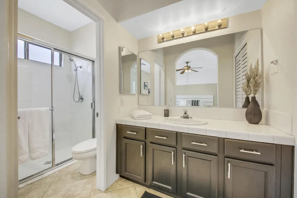 48580 Gibraltar Street, Indio, California 92201 home-pic-39