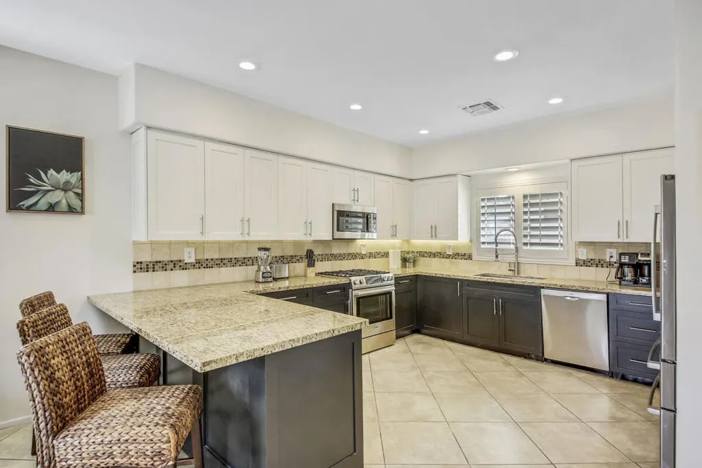 48580 Gibraltar Street, Indio, California 92201 home-pic-43