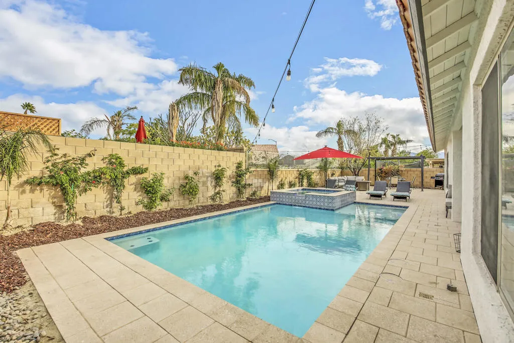 48580 Gibraltar Street, Indio, California 92201 home-pic-64
