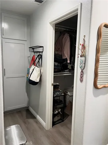 Walk in closet