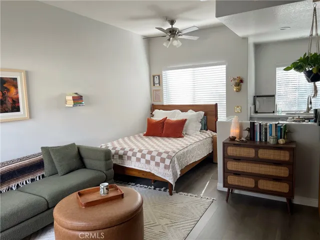 Living/dining space