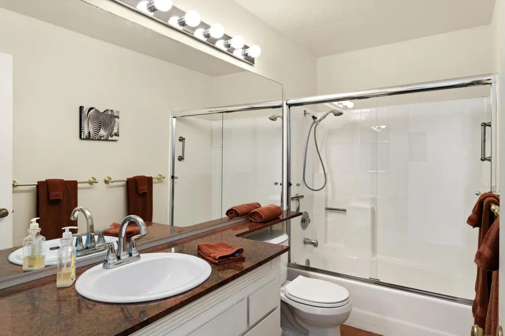 2001 E Camino Parocela G42, Palm Springs, California 92264 home-pic-12