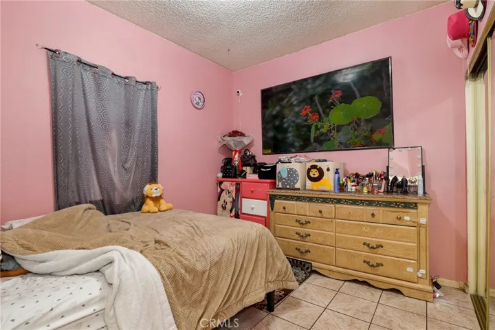 240 E 56th Street, Los Angeles, California 90011