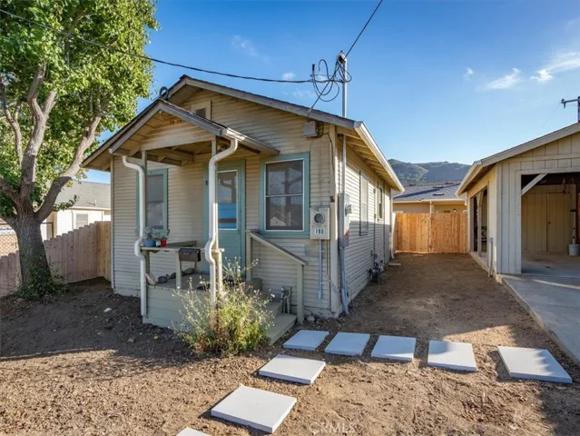 165 Cerro Romauldo Avenue, San Luis Obispo, California 93405