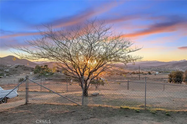 6803 Sierra, Agua Dulce, California 91390