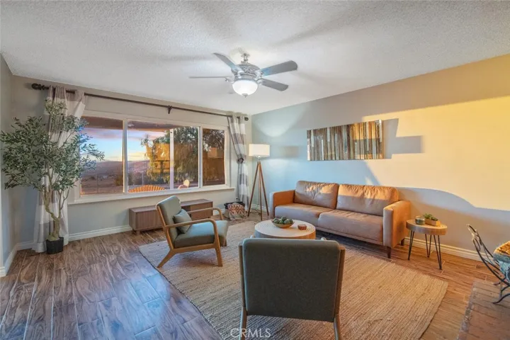 6803 Sierra, Agua Dulce, California 91390