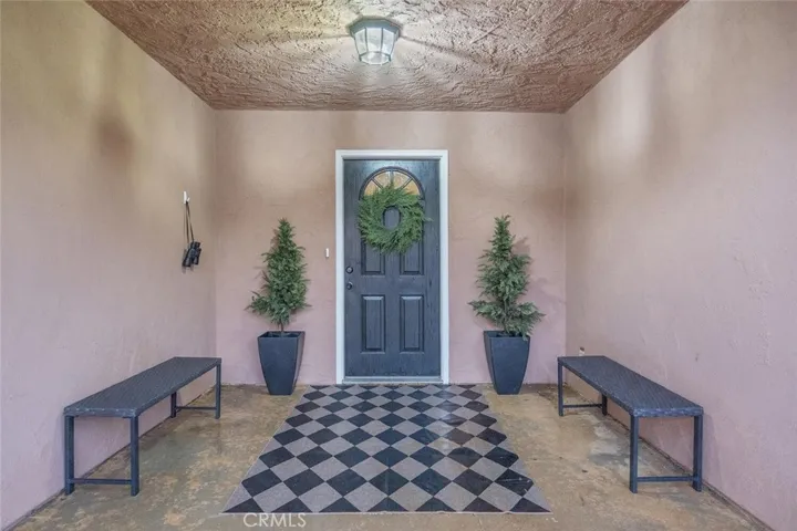 6803 Sierra, Agua Dulce, California 91390
