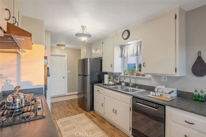 6803 Sierra, Agua Dulce, California 91390