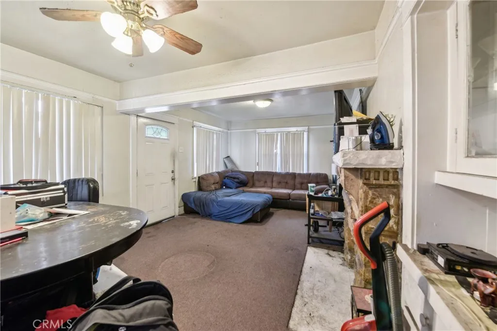 231 W 88th Street, Los Angeles, California 90003 home-pic-6